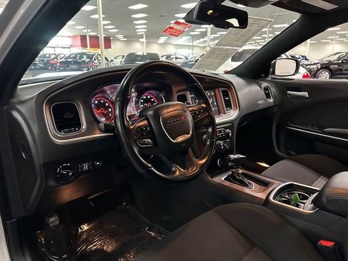 Used 2022 Dodge Charger GT RWD image 13