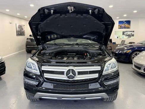Used 2014 Mercedes-Benz GL 450 4MATIC image 39