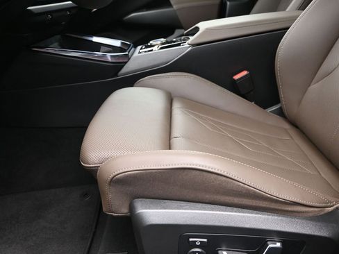 Certified 2025 BMW X3 xDrive30i image 13