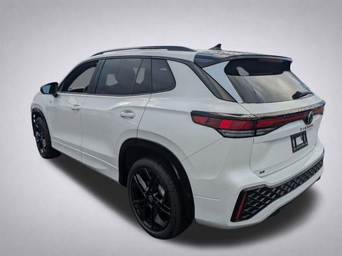 New 2026 Volkswagen Tiguan SE R-Line AWD/4WD image 5