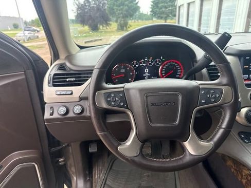 Used 2016 GMC Yukon Denali w/ Open Road Package AWD/4WD image 21