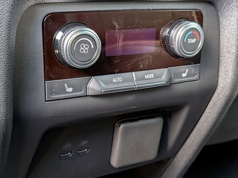 New 2026 GMC Acadia AT4 w/ Luxury Package AWD/4WD image 38