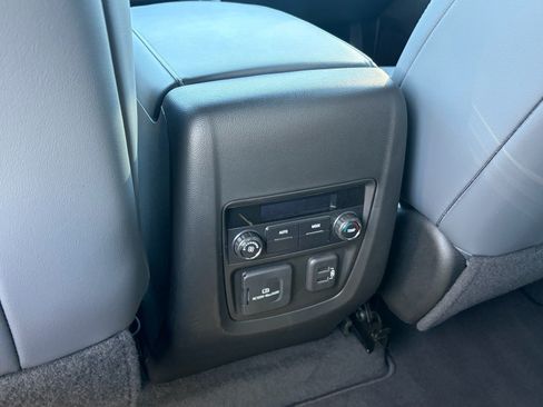 Used 2023 Buick Enclave Essence w/ Experience Buick Package FWD image 28