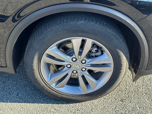 Used 2022 Acura MDX SH-AWD image 12