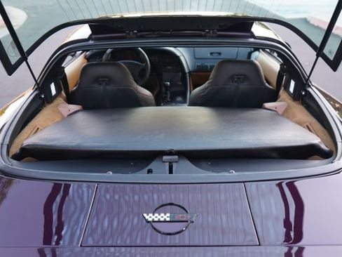 Used 1992 Chevrolet Corvette ZR-1 RWD image 79