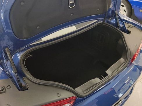 Used 2022 Chevrolet Camaro LT w/ Technology Package image 17