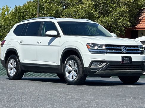 Used 2019 Volkswagen Atlas SE w/ Towing Package image 6