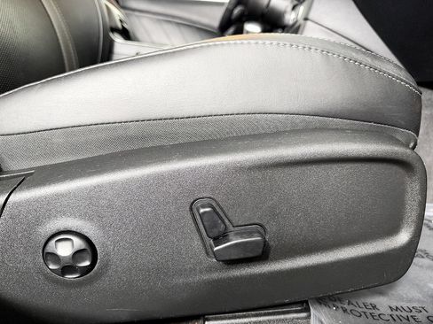 Used 2015 Dodge Charger R/T w/ Plus Group RWD image 49