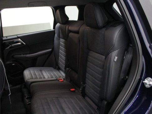 New 2026 Mitsubishi Outlander SE image 25