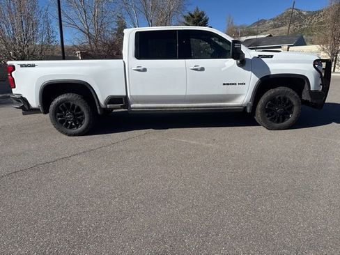 Used 2025 Chevrolet Silverado 3500 LTZ w/ LTZ Plus Package AWD/4WD image 12