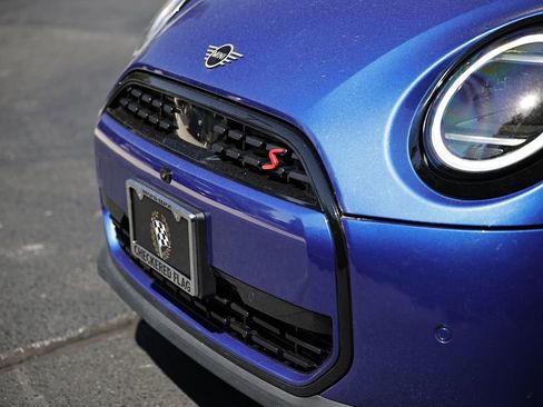 Used 2025 MINI Cooper S FWD image 11