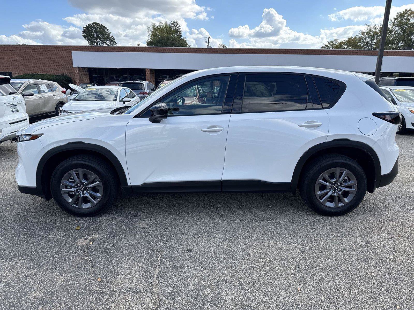 Certified 2026 MAZDA CX-5 Select AWD/4WD image 27