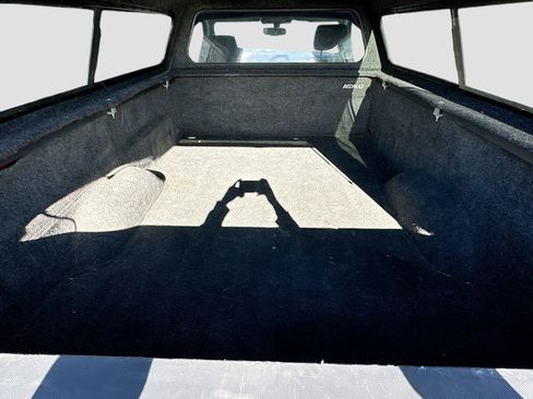 Used 2015 Chevrolet Silverado 2500 LT w/ Snow Plow Prep Package image 25