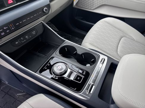 New 2025 Kia Carnival SX image 22