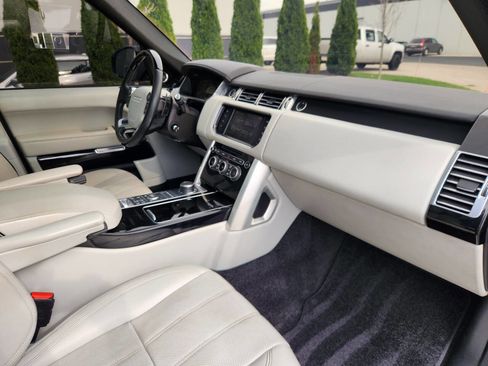 Used 2016 Land Rover Range Rover Long Wheelbase Supercharged image 8