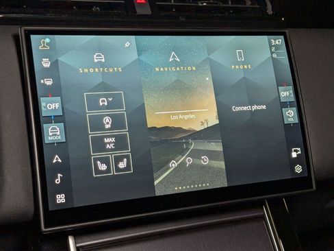 New 2026 Land Rover Range Rover Velar Dynamic SE image 12