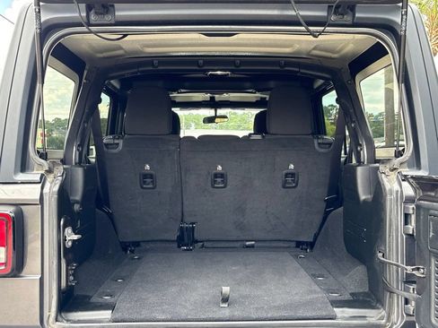 Used 2020 Jeep Wrangler Unlimited Sport AWD/4WD image 14