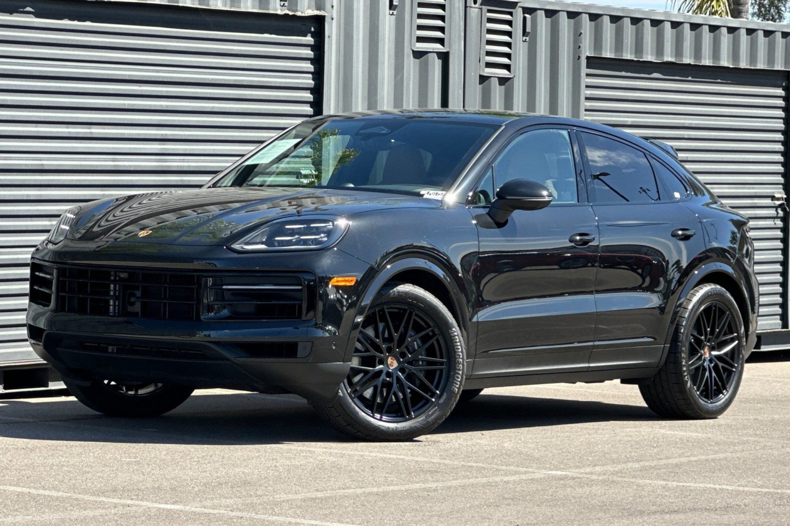 Used 2026 Porsche Cayenne Coupe AWD/4WD image 1
