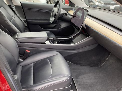 Used 2017 Tesla Model 3 Long Range image 6
