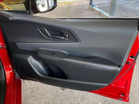 Used 2024 Toyota Prius LE FWD image 24