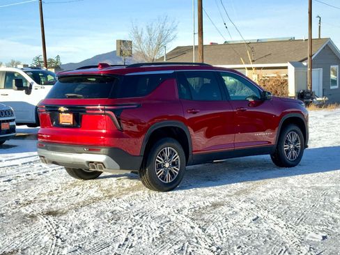 New 2026 Chevrolet Traverse LT w/ LPO, Floor Liner Package image 5