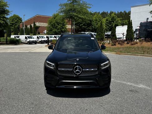 Certified 2025 Mercedes-Benz GLB 250 4MATIC image 3