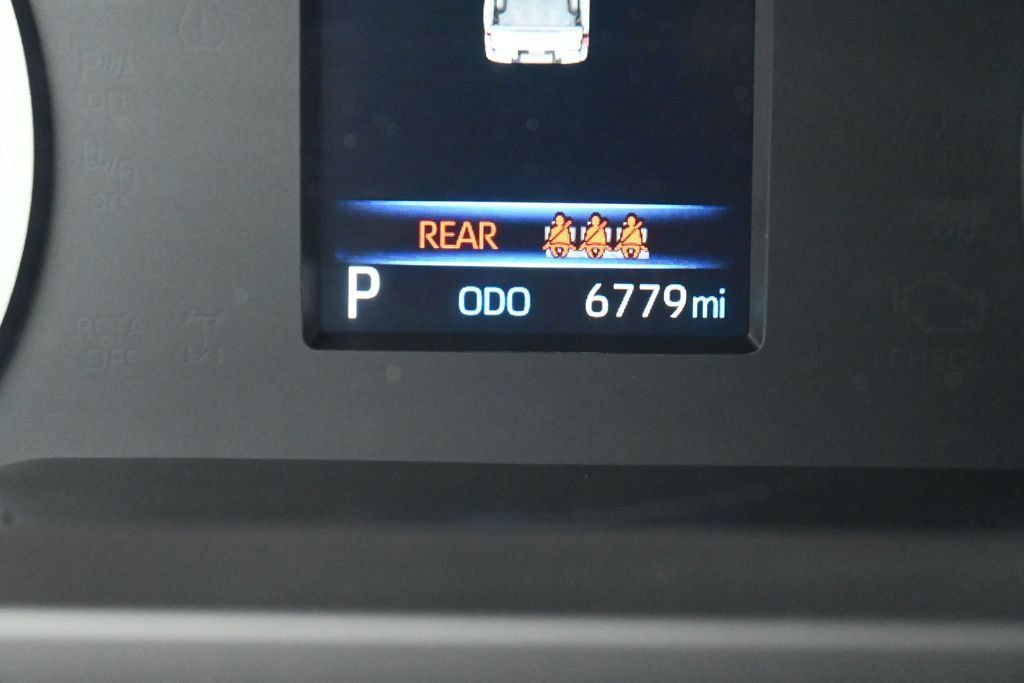 Used 2026 Toyota Tundra SR5 w/ TRD Off-Road Package AWD/4WD image 18