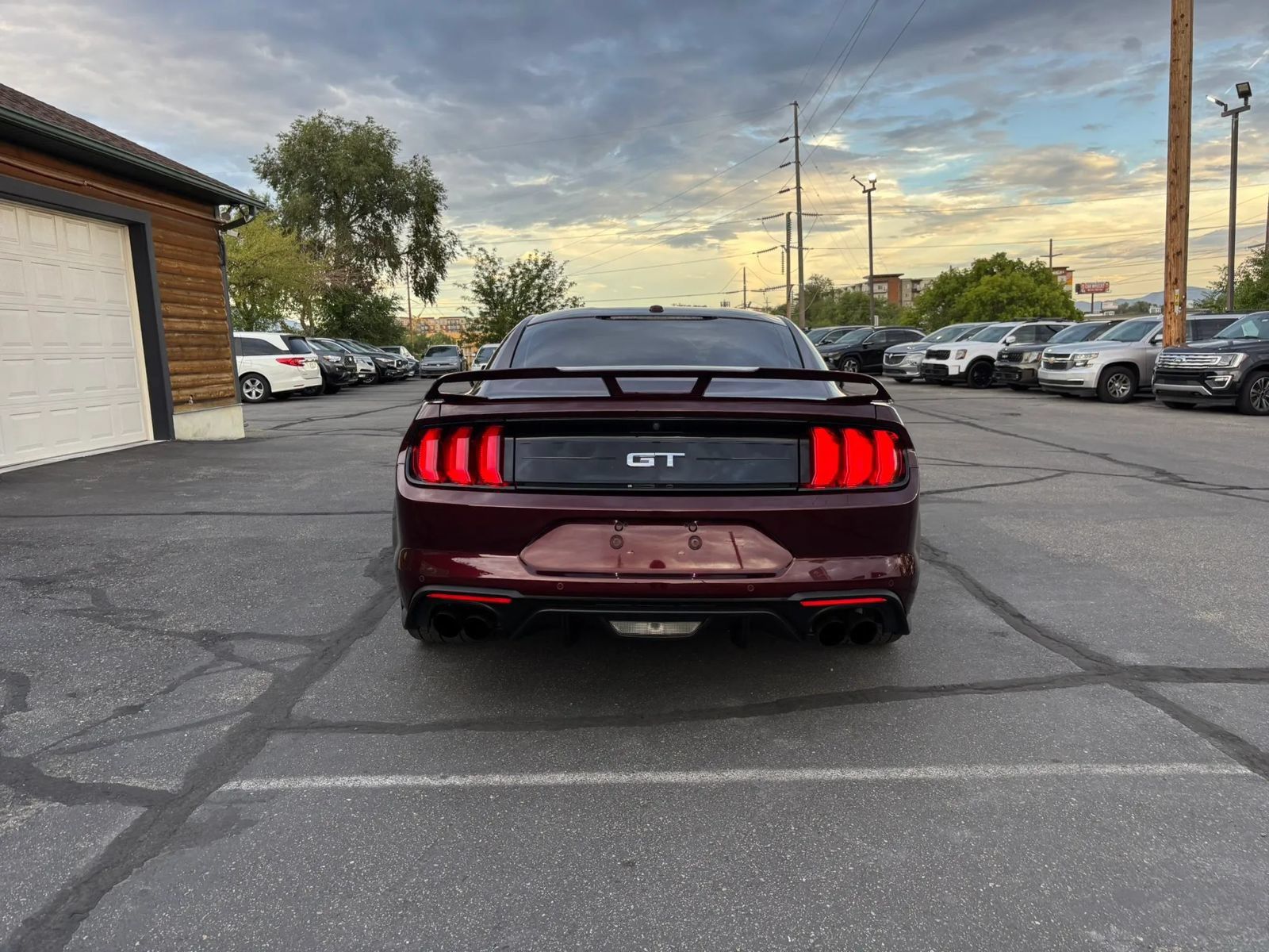 Used 2018 Ford Mustang GT Premium w/ GT Performance Package RWD image 6