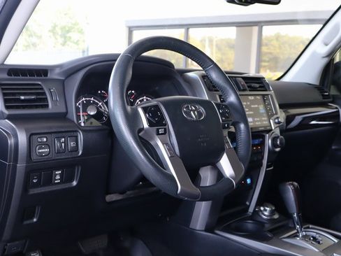 Used 2021 Toyota 4Runner Limited image 16