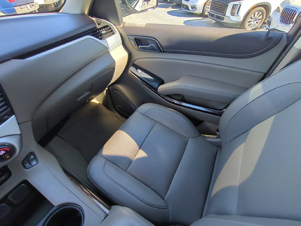Used 2017 GMC Yukon SLT w/ Open Road Package RWD image 19
