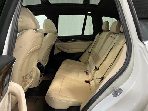 Used 2018 BMW X3 xDrive30i AWD/4WD image 11