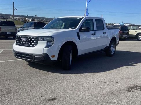 New 2025 Ford Maverick XL image 5