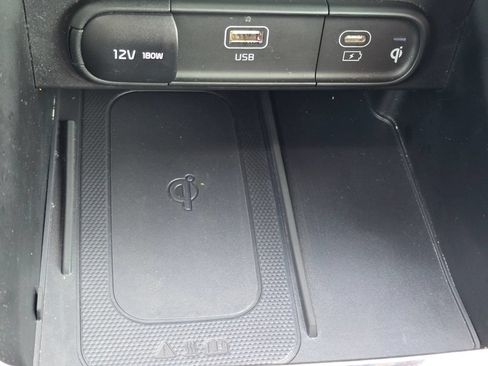 Certified 2025 Kia Telluride S FWD image 22