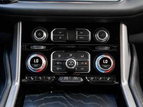 Used 2021 GMC Yukon Denali w/ Denali Ultimate Package image 17