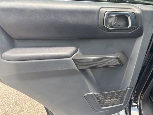 Used 2025 Ford Bronco Outer Banks AWD/4WD image 23