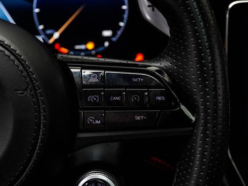 Used 2024 Maserati Grecale Trofeo AWD/4WD image 36