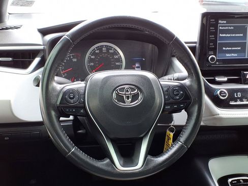 Used 2022 Toyota Corolla SE FWD image 18