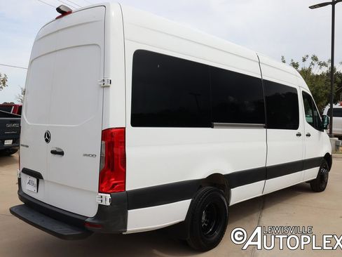 Used 2022 Mercedes-Benz Sprinter 3500 image 5