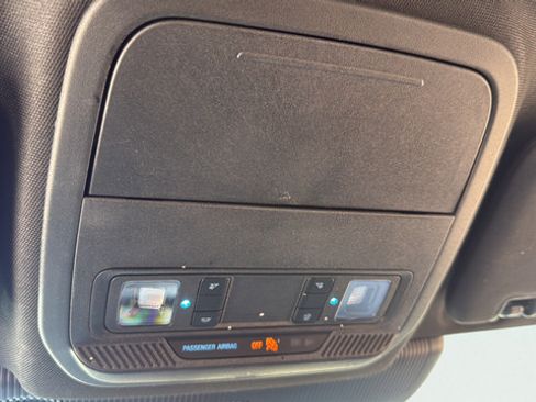 Used 2025 Ford Explorer ST-Line AWD/4WD image 26