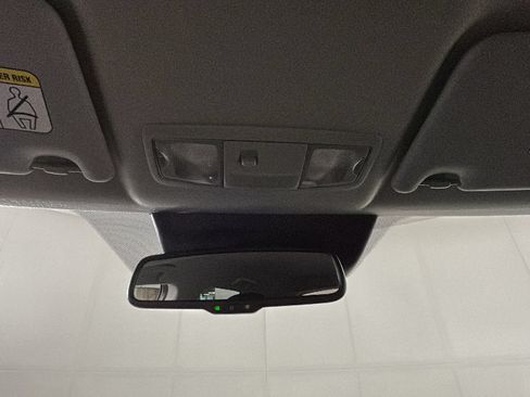 Used 2025 Mitsubishi Outlander Sport LE AWD/4WD image 27