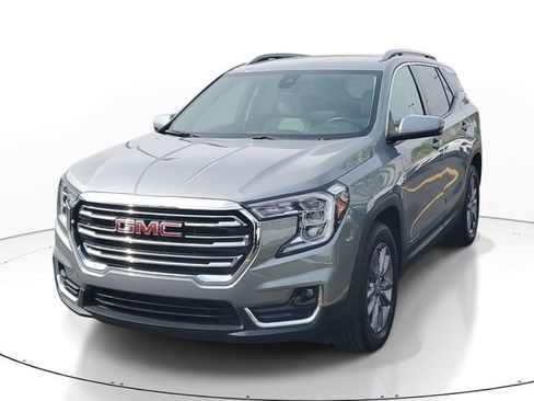Certified 2024 GMC Terrain SLT AWD/4WD image 2