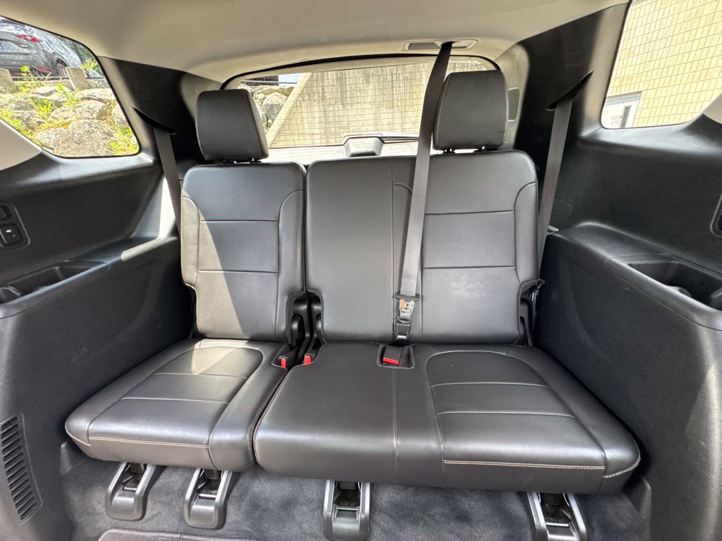 Used 2021 Chevrolet Traverse LT w/ LT Premium Package AWD/4WD image 21