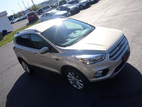 Used 2017 Ford Escape Titanium AWD/4WD image 23