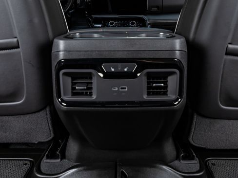 Used 2025 GMC Sierra 2500 AT4X AWD/4WD image 34