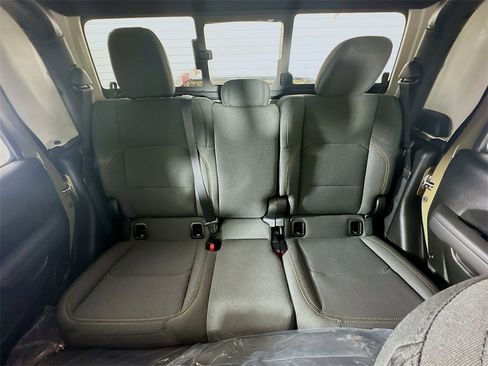 New 2026 Jeep Gladiator Sport image 10