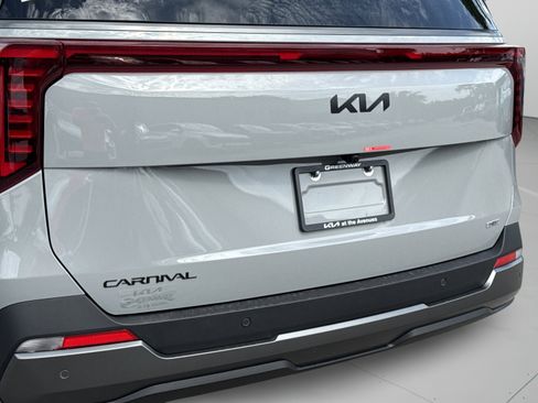 New 2026 Kia Carnival SX Prestige FWD image 30