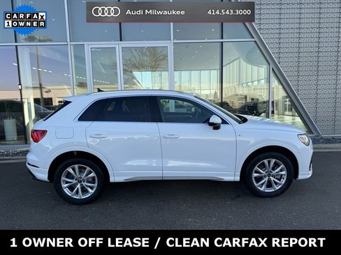 Used 2023 Audi Q3 2.0T Premium w/ Convenience Package image 2