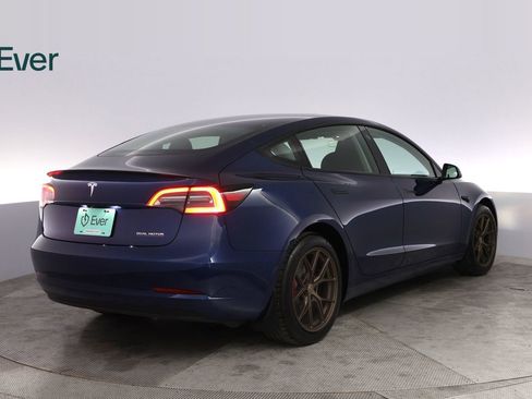 Used 2023 Tesla Model 3 Performance AWD/4WD image 3