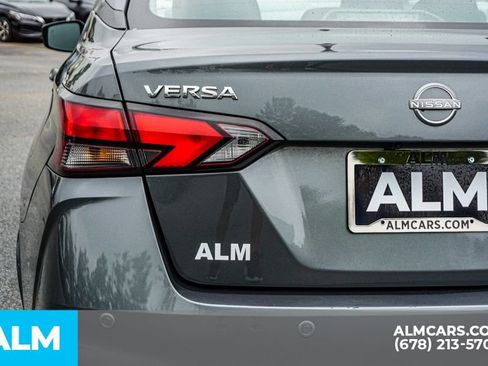 Used 2024 Nissan Versa SV FWD image 12