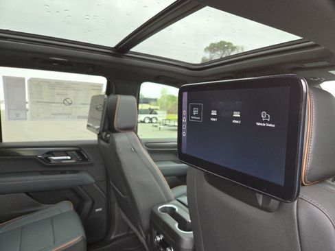 New 2026 GMC Yukon AT4 w/ AT4 Premium Plus Package image 33